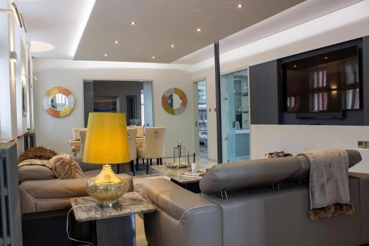 Luxury King Suite: Tub, Wifi And Location Apartment *